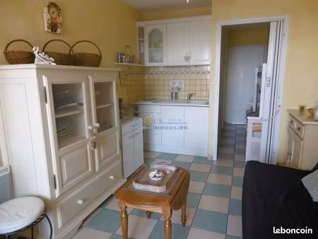 studio 1 pièce 18 m²