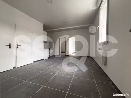 appartement 3 pièces 49 m²