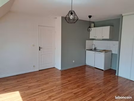 appartement t2 lumineux + garage – montfort centre