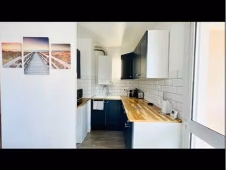 studio avec place parking