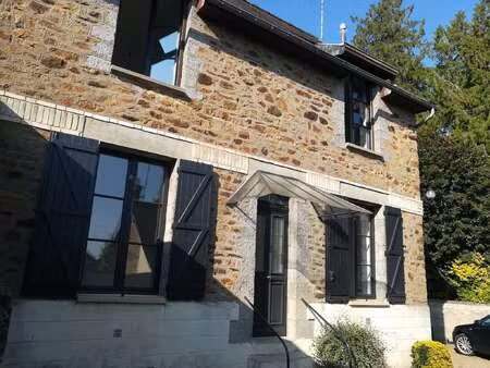 location maison à fougères (35300) : à louer / 55m² fougères