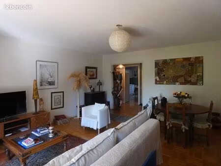 appartement 4 pièces 103 m²