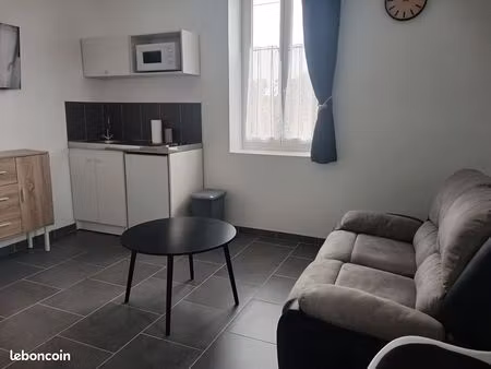 studio meublé