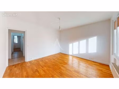 appartement 3 pièces 58 m²