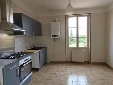 t3 à paray le monial