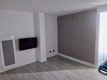 studio 1 pièce 18 m²