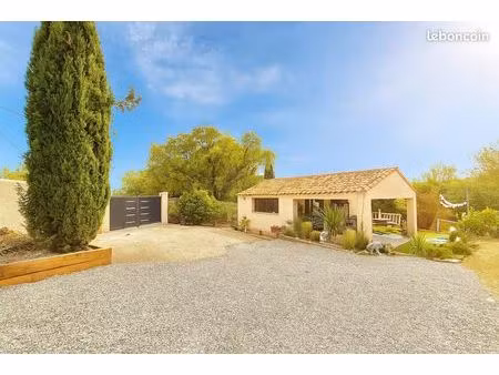 location studio dans un domaine avec piscine