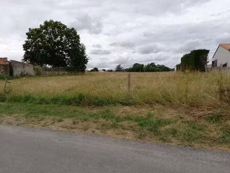vente terrain à montbert (44140) : à vendre / montbert