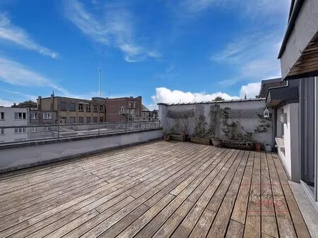 duplex à louer à rue de naples 37 ixelles (vbe33188)