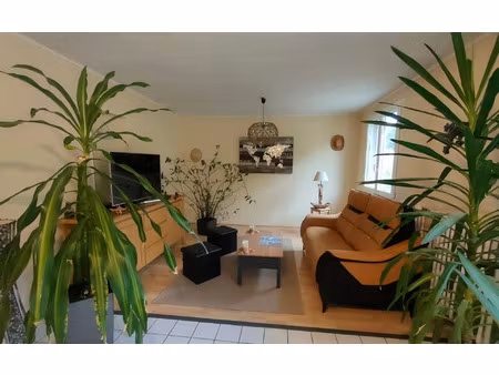appartement avrillé 118 m² t-6 à vendre  296 660 €