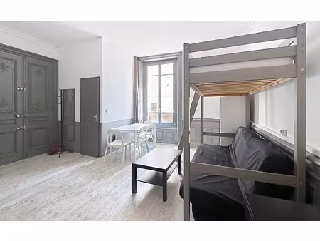 location appartement  24.68 m² t-1 à avignon  490 €