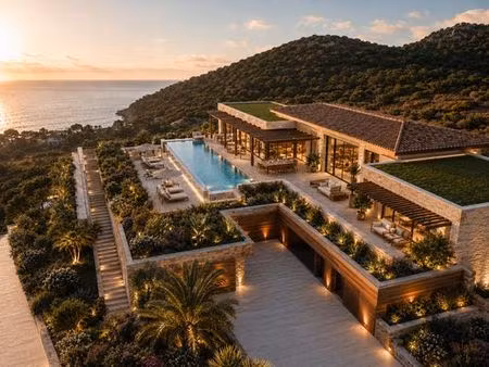 maison de luxe de 8 chambres en vente à chemin des frati  ajaccio  corse-du-sud  corse