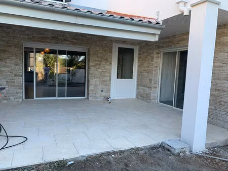 caussade - appartement t4 meublé en rdc avec extérieur