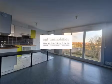 résidence avec ascenseur   t2 balcon et garage