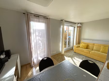 conflans sainte honorine appartement 2 pièces de 42 m² en duplex à la gare sncf