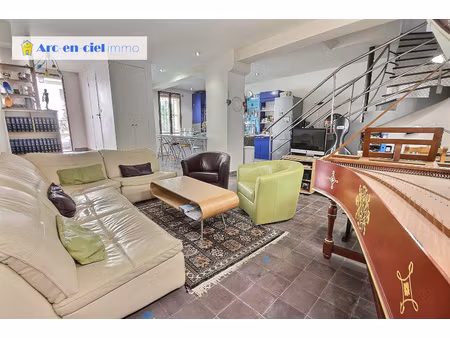 duplex - rue du faubourg saint-denis