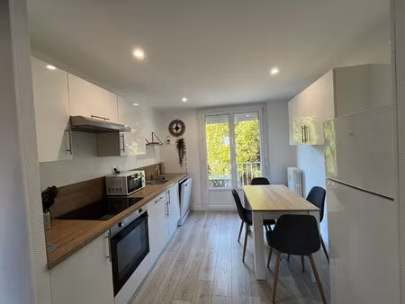 chambre n° 3 à louer dans un logement de 4 chambres / colocation