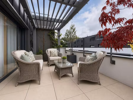 appartement à vendre 5 pièces ornex (01)