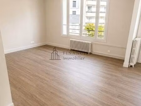 loue joli 3 pieces - rue claude terrasse