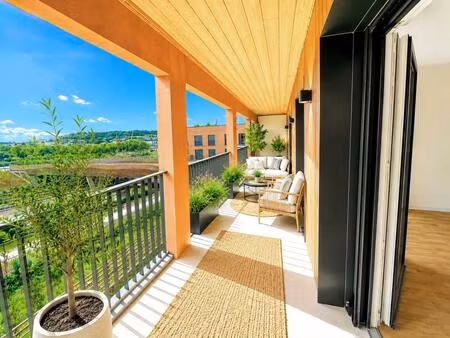 t3 rouen de 63 m² avec loggia