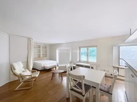 spacieux studio meublé  6e arrondissement