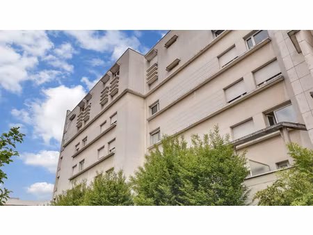 a visiter - proche metro -studio 18m²