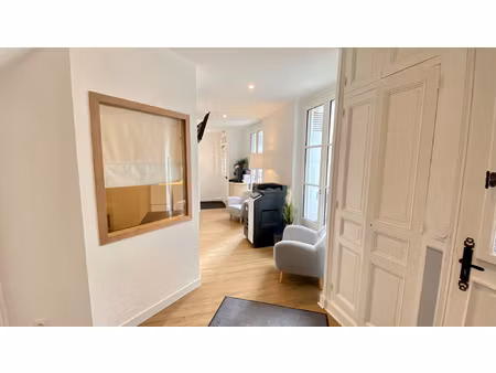 bureau hyper centre tours