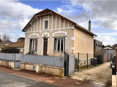 vente maison 5 pièces 82 m² brie-comte-robert (77170)
