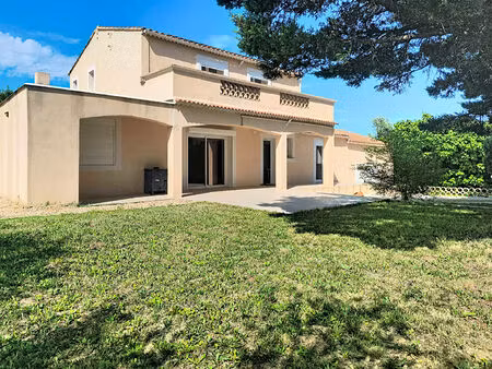 maison domazan 6 pièce(s) 143 m2