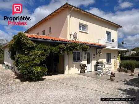 maison familiale meursac - 215 m2 - 5 chambres - piscine - prix 414 400 hai