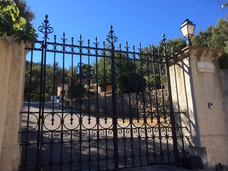 exclusivité maison d'exception à chateauvallon.