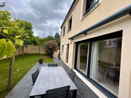 villa verneuil sur seiine 8 pièce(s) 165 m2