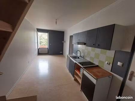 location t2 duplex ( 27m²) centre st nicolas de redon