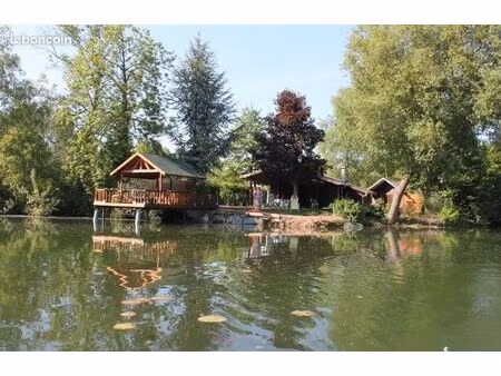 exceptionnels chalets bord etang a louer a 120kms de paris