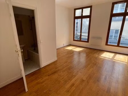 location appartement 41m2 paris 75003