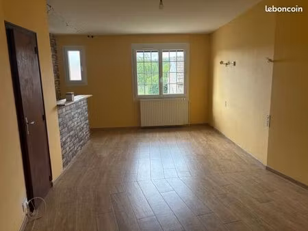 maison a louer dans le bourg