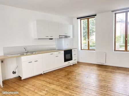 appartement 3 pièces 82 m²
