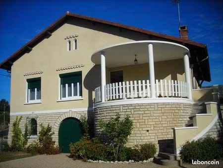 location grand appartement fossemagne