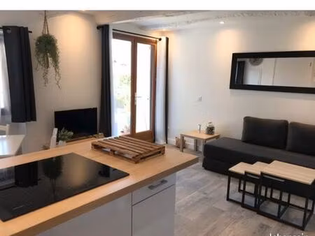 location studio étudiant. libre 1er septembre