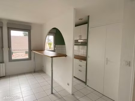 orleans sud loue f2
