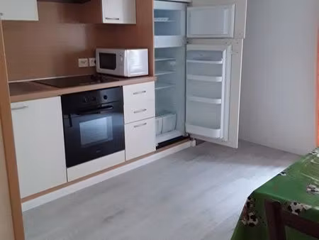 loue studio meublé