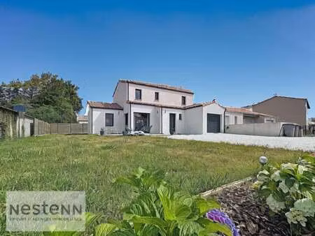 vente maison à challans (85300) : à vendre / 142m² challans