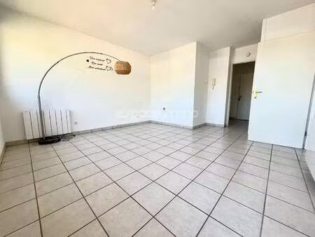 location appartement t1 à val-de-la-haye (76380) : à louer t1 / 36m² val-de-la-haye