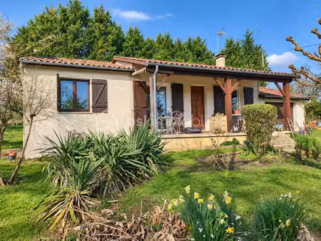 maison de 77 m² à liorac-sur-louyre