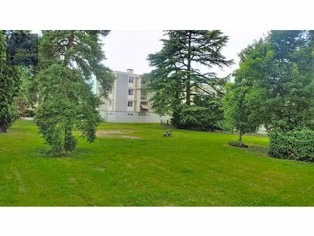 appartement francheville 3 pièces 77 m2  balcon  garage et cave
