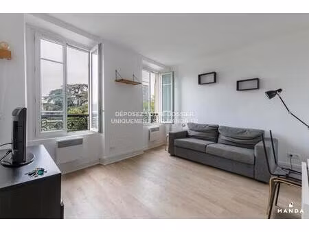 studio meublé - 149  avenue de choisy  75013  paris  france