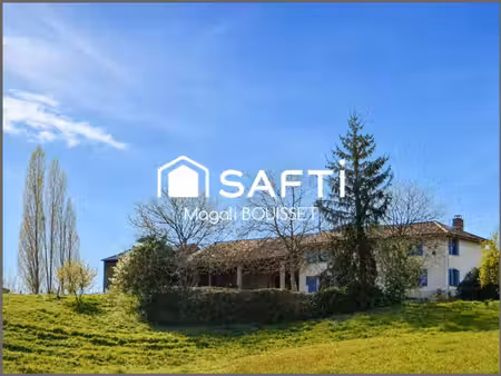 corps de ferme t4 environ 128m²  dépendance  hangar  jardin 5580m²  vue sur le cagire depu