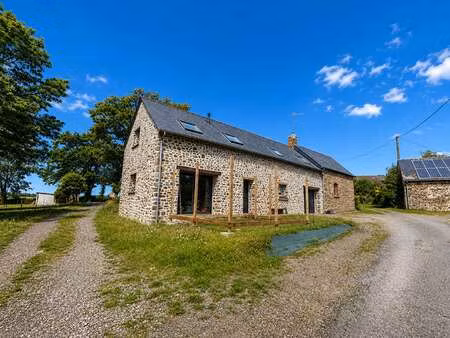 vente maison à la baconnière (53240) : à vendre / 100m² la baconnière