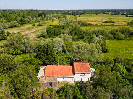 maison au coeur des marais boisés 70m2 - le perrier
