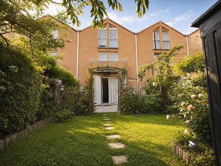 maison montigny le bretonneux 6 pièce(s) 110 m2